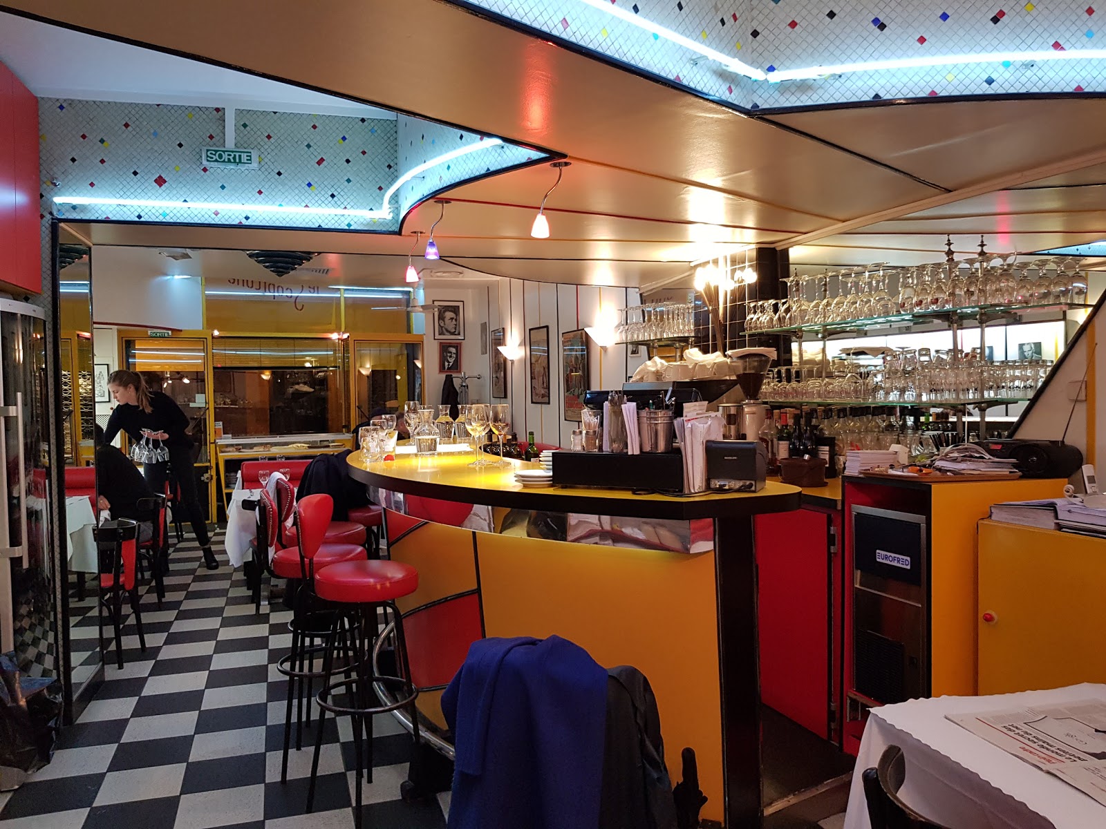 Le Scopitone