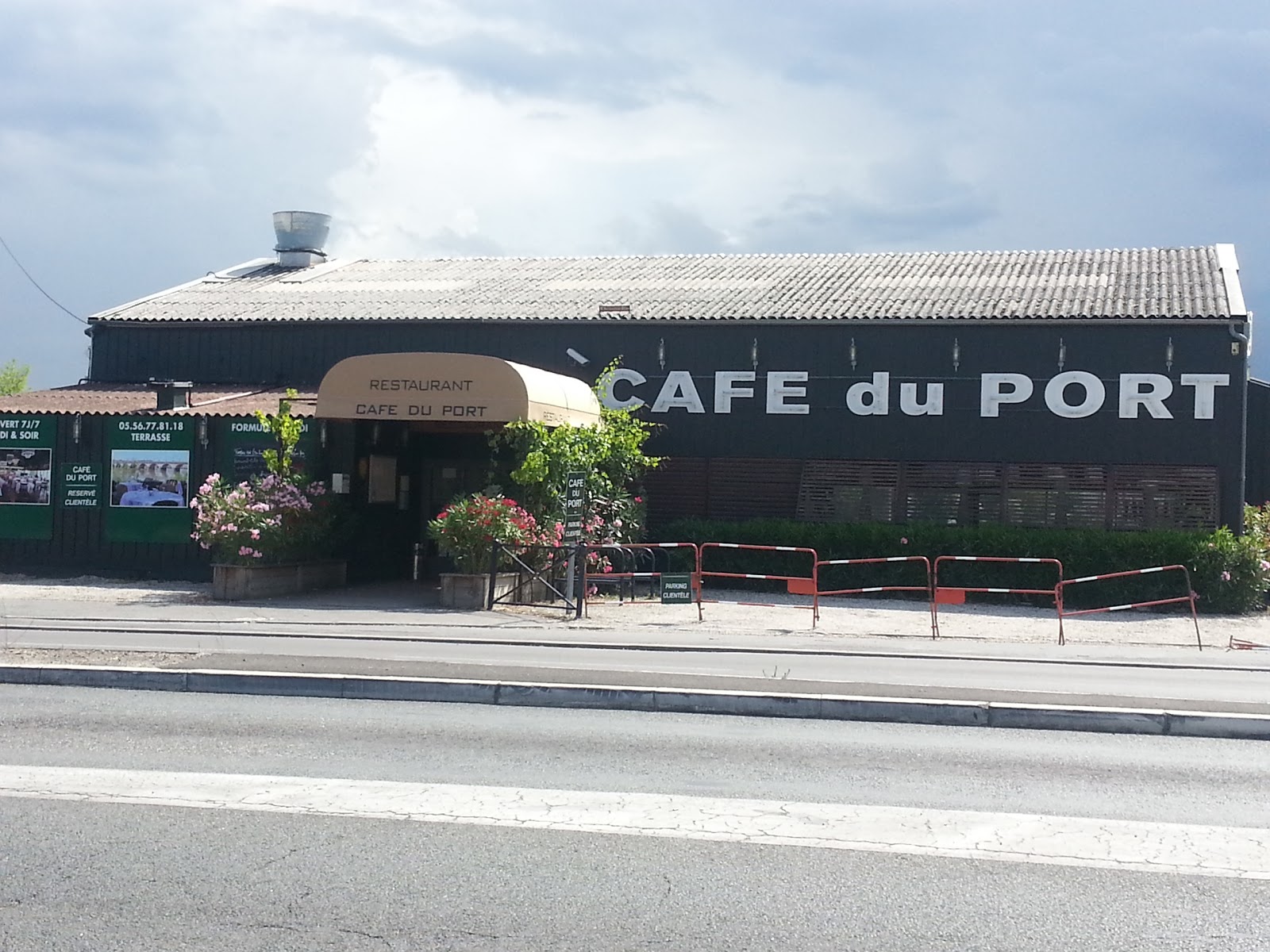 Le Café du Port — photo 3
