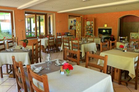 LA SOURCE Jacquet depuis 1954 Restaurant Hôtel — photo 2