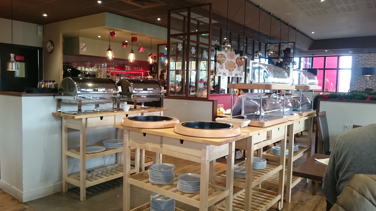 Pizza Hut — photo 1