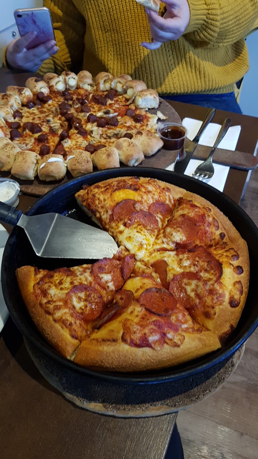 Pizza Hut — photo 5