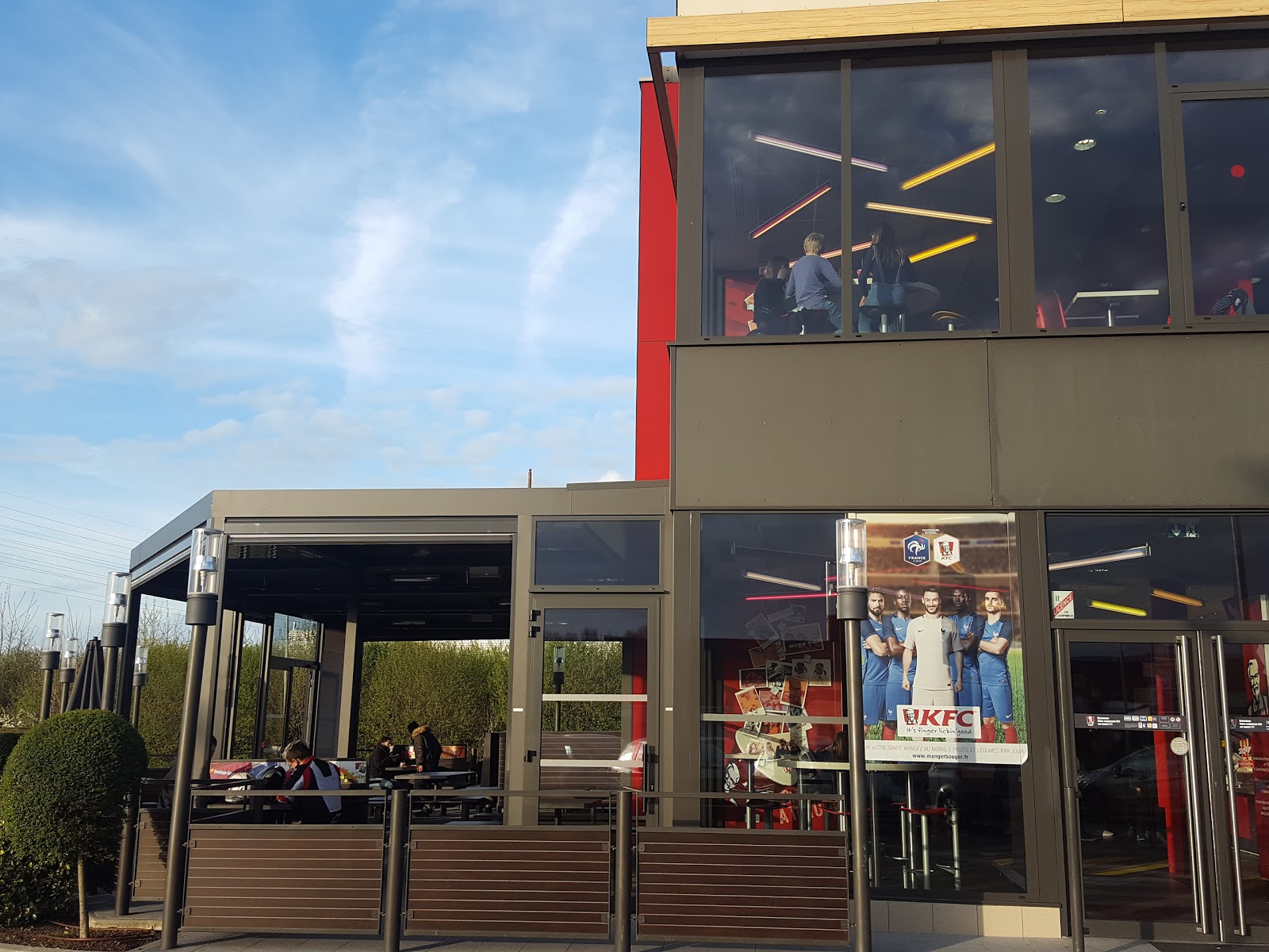 KFC Drive Hénin Beaumont — photo 2