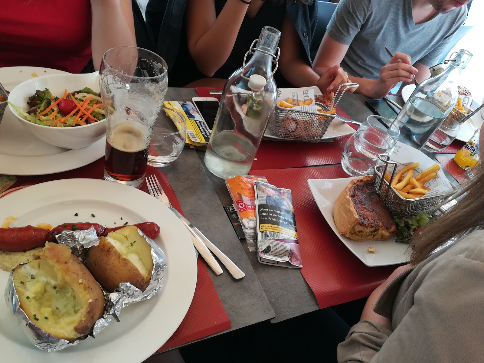 Le Grand Café