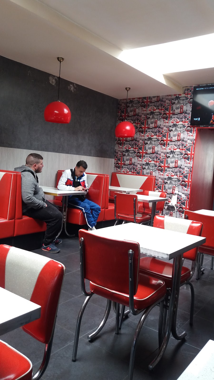 Royal Fast Food — photo 4