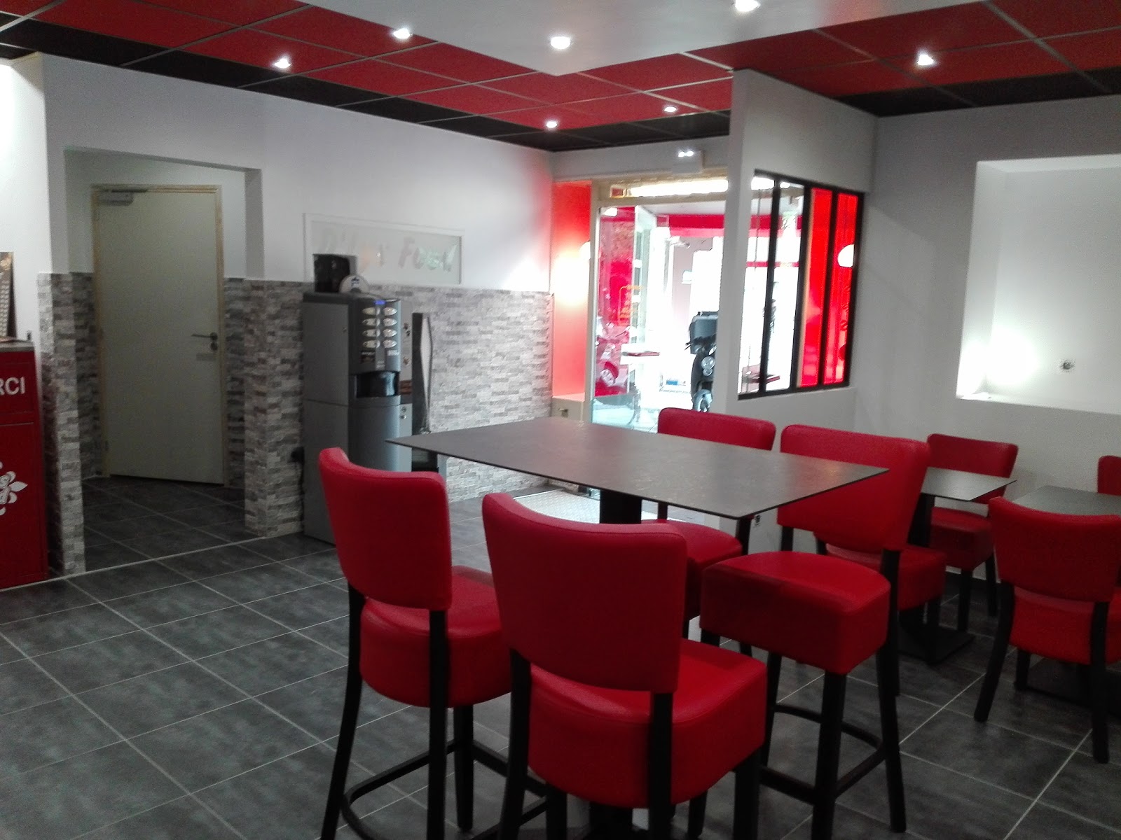 D lys Food — photo 1