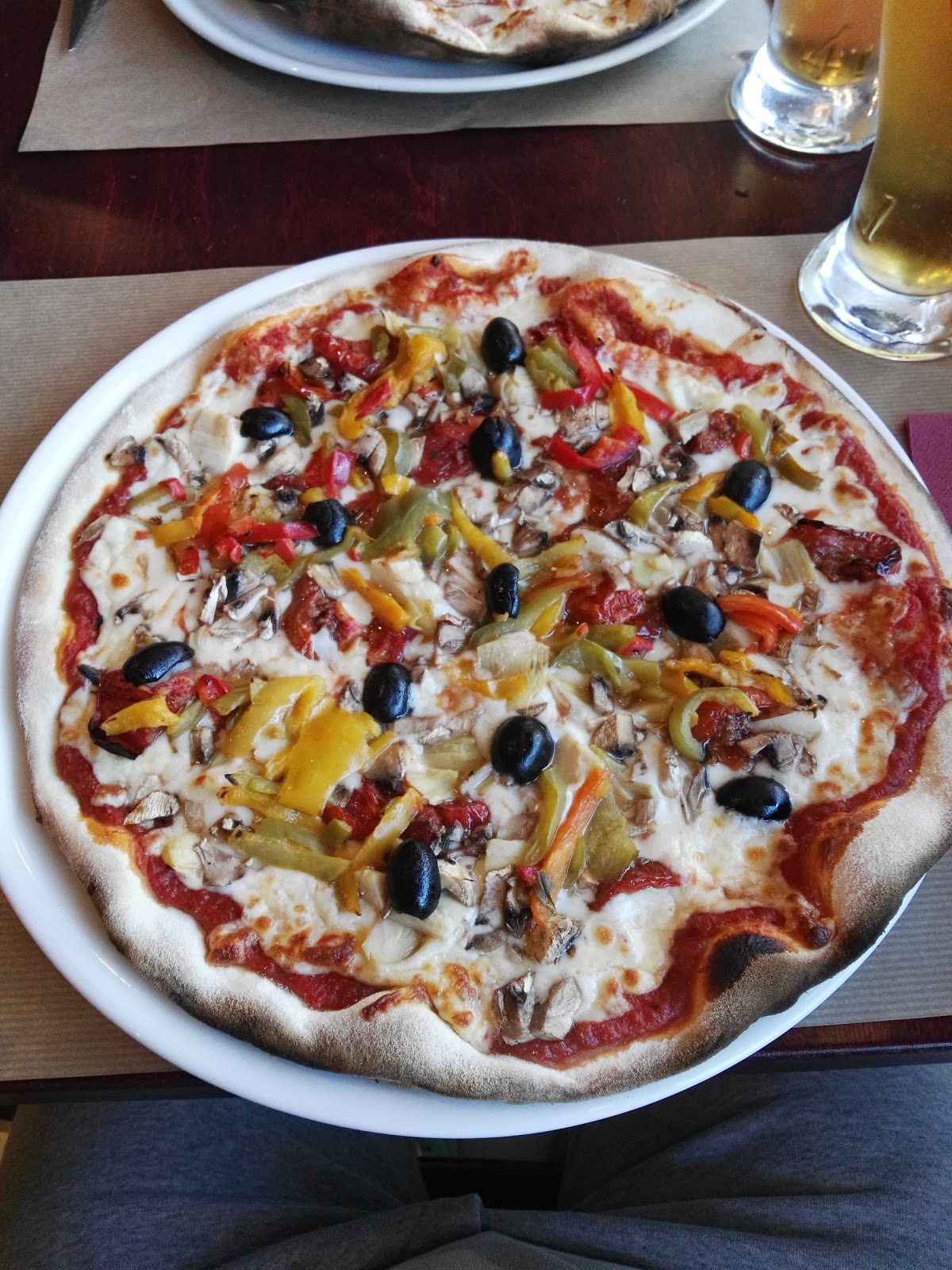 La Pizzeria