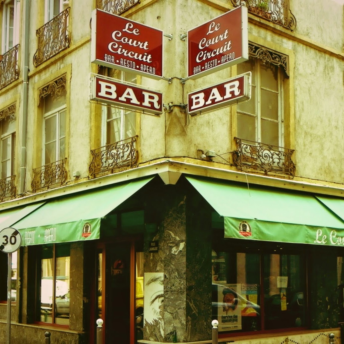 Le court circuit — photo 2