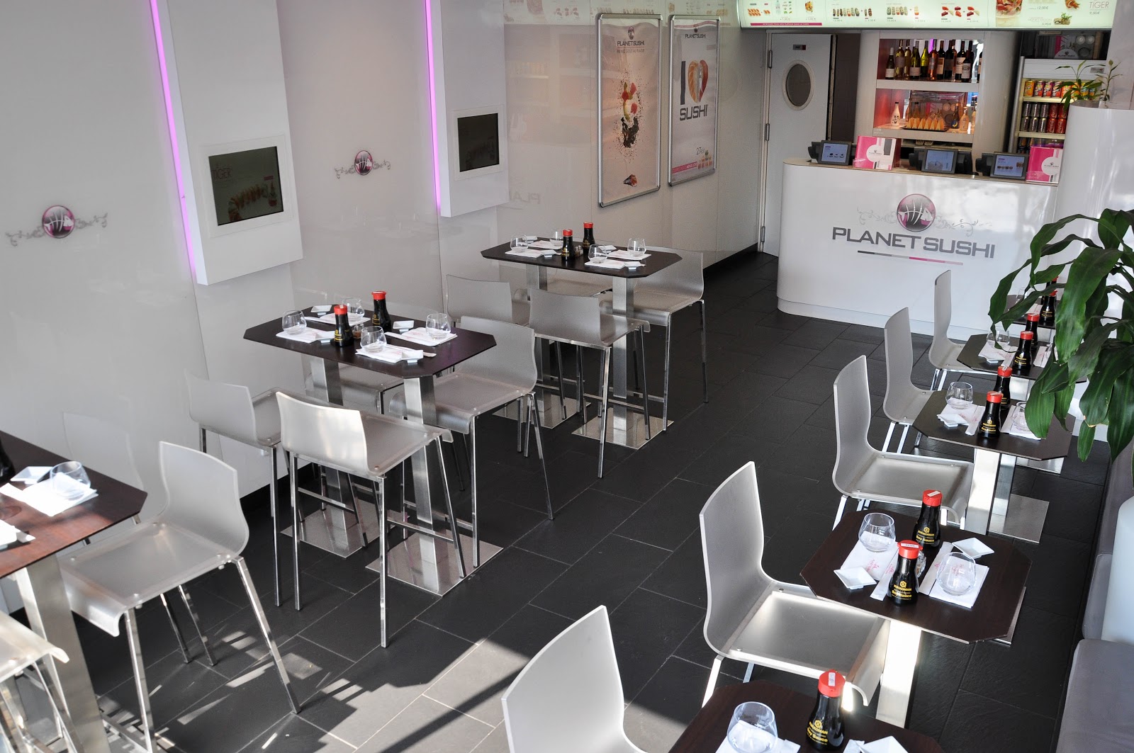 Planet Sushi