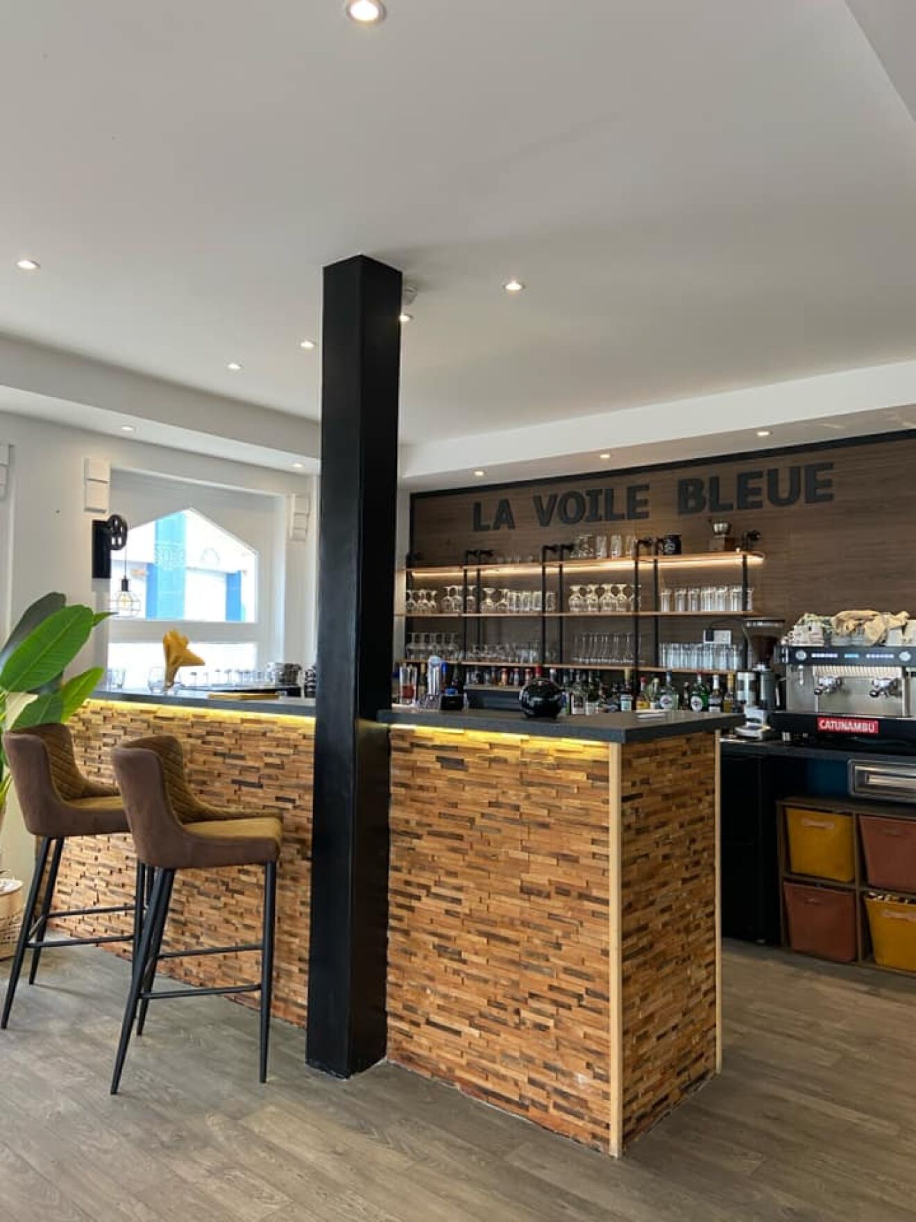 La Voile Bleue