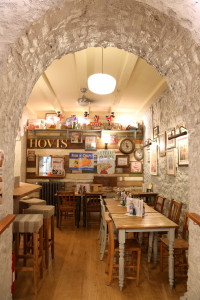 English Country Kitchen — photo 1