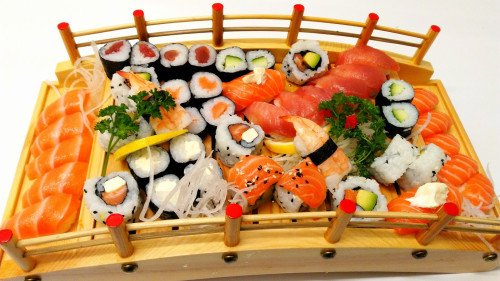 Dragon sushi — photo 2