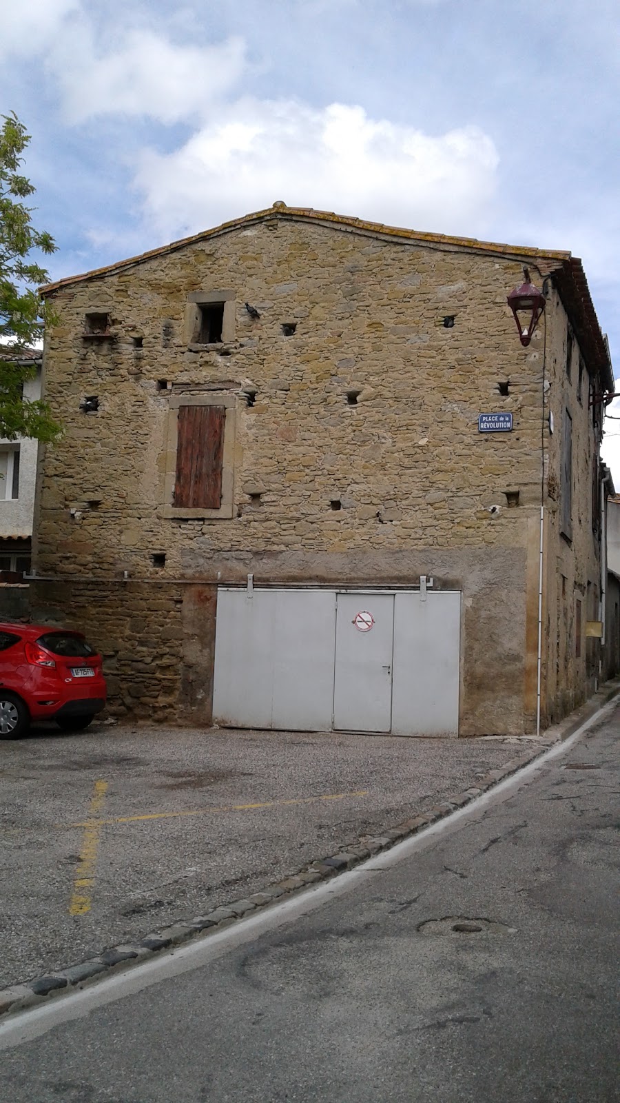 Aux Deux Acacias