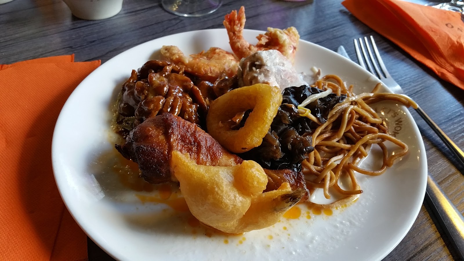 Ô SUSHI WOK — photo 5