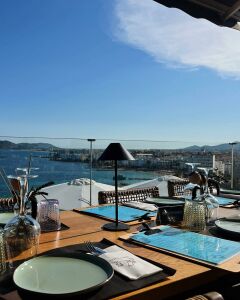 Cenit Po̲o̲l Bar & Restaurant — photo 2