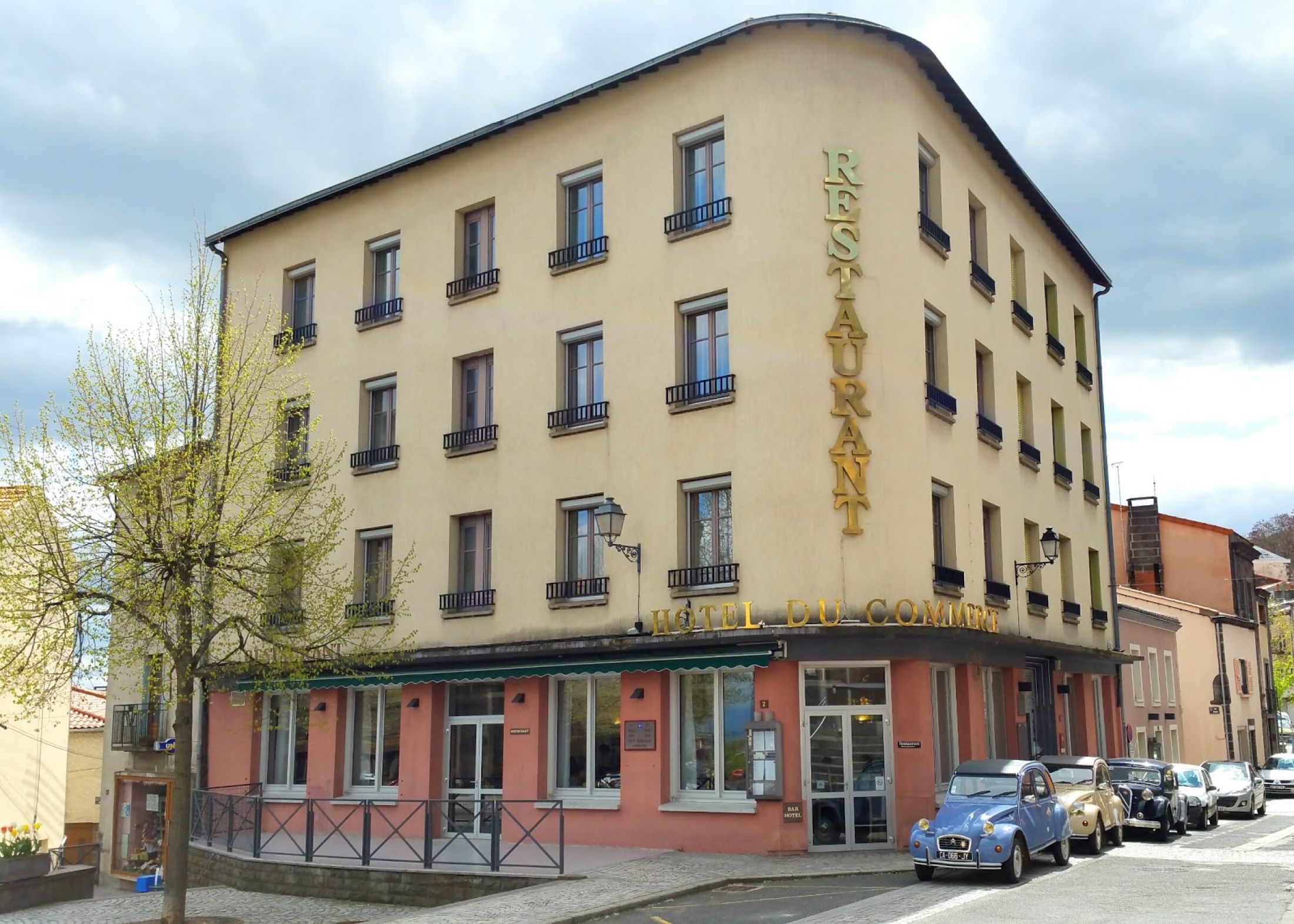 Hôtel du Commerce restaurant Bar