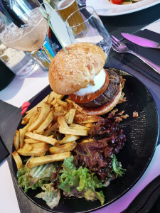 Jine Food & Bar — photo 9