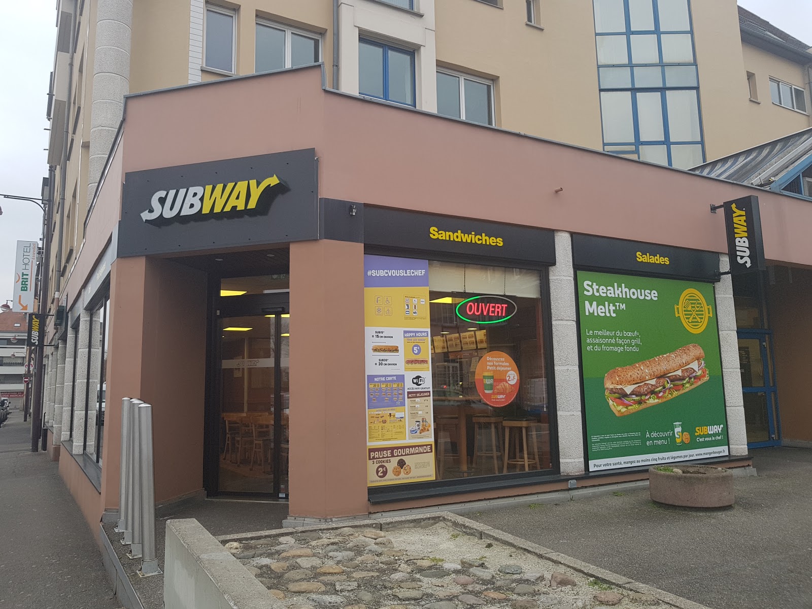 Subway — photo 9