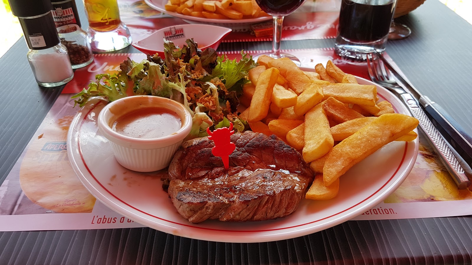 LA BOUCHERIE — photo 4