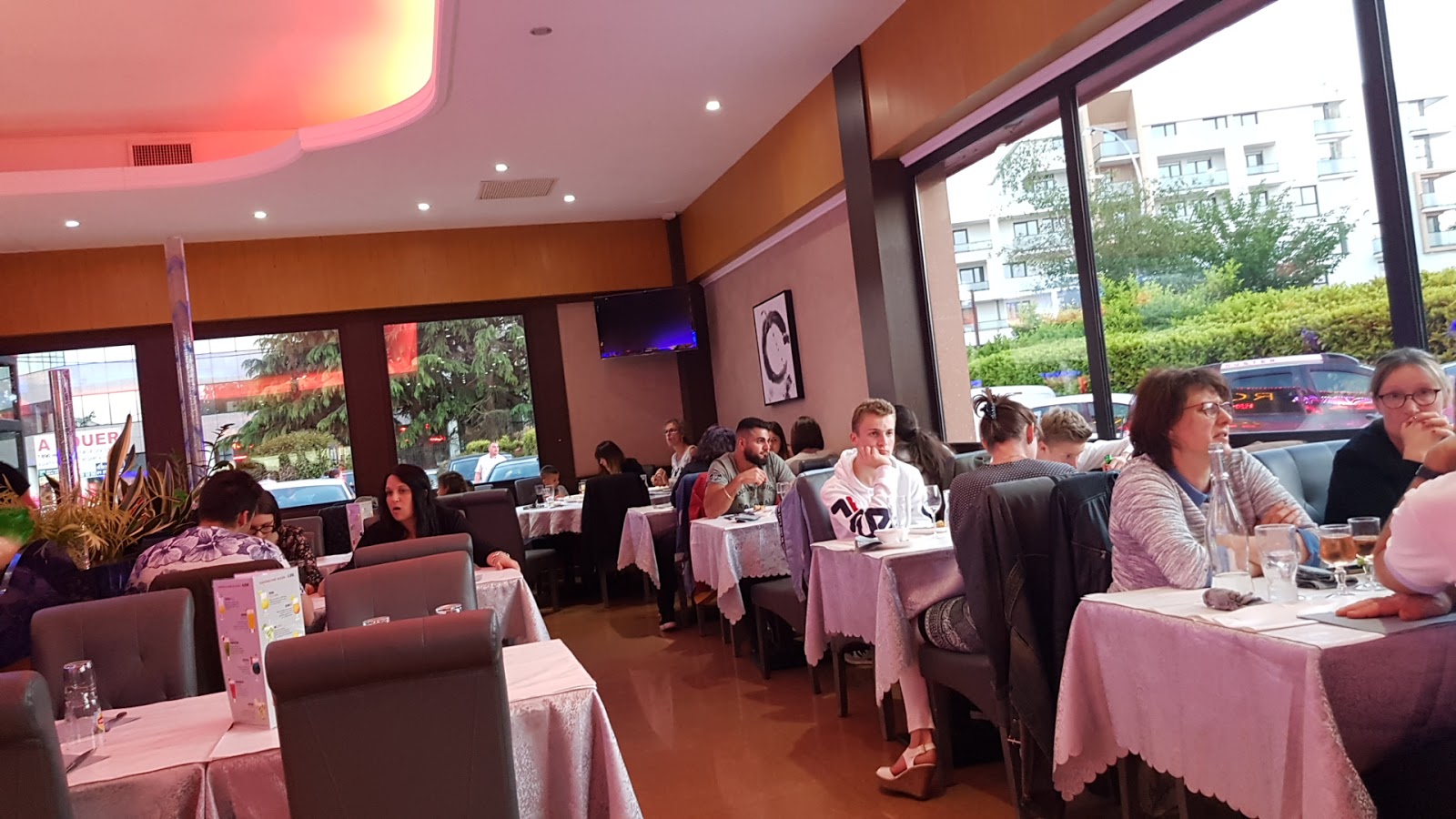 Royal Velizy — photo 1