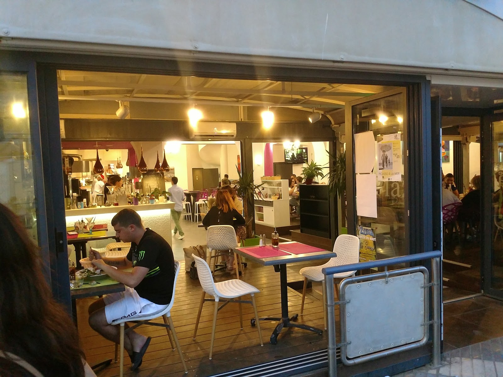 Brasserie LE PLAZA — photo 3